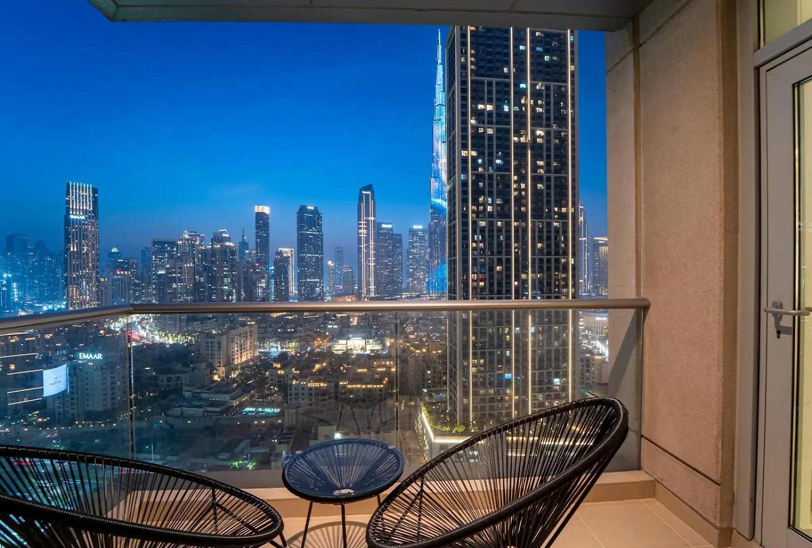 Burj Views 3 Min From Dubai Mall Luxury Downtown Residence Apartment