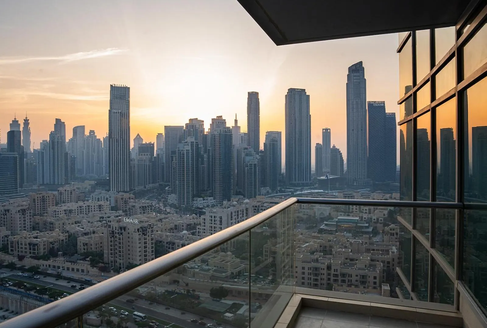 Burj Views 3 Min From Dubai Mall Luxury Downtown Residence